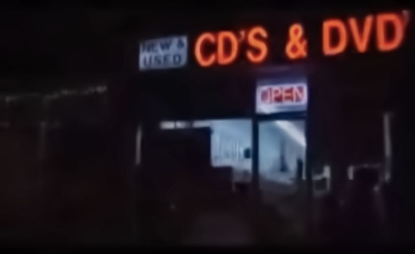 Heavy Rotation record store exterior at night